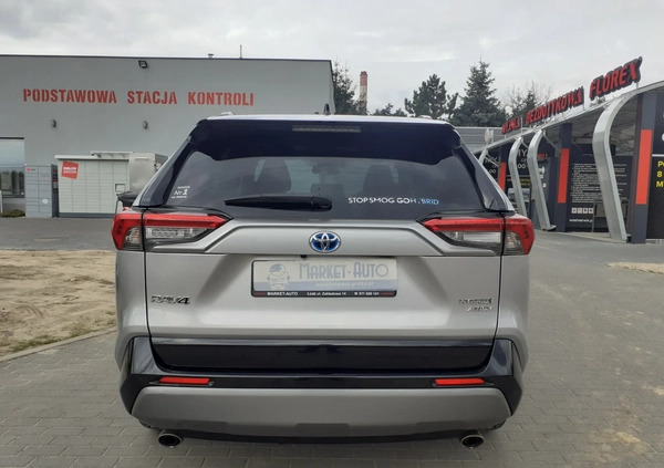 Toyota RAV4 cena 143700 przebieg: 64000, rok produkcji 2020 z Chęciny małe 436